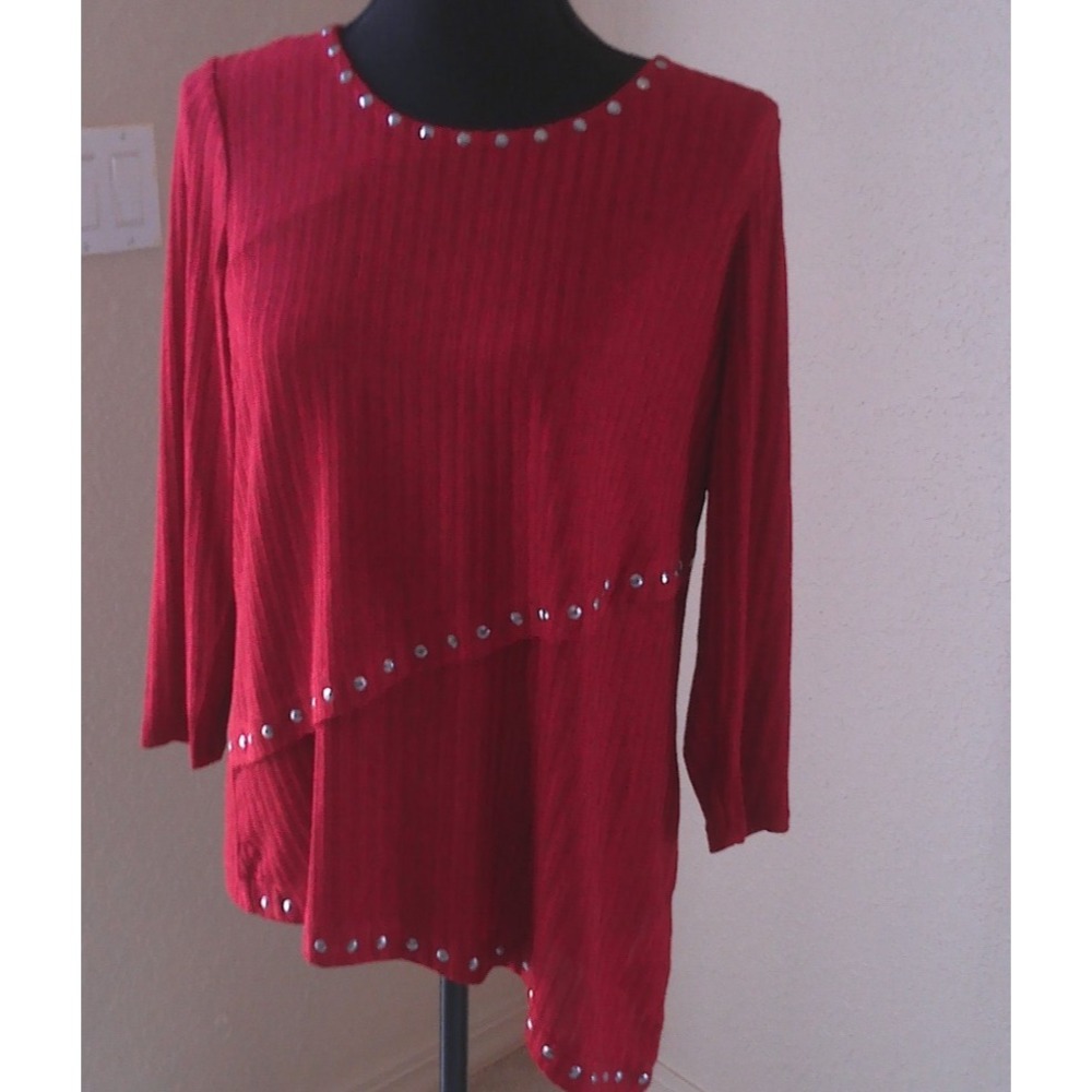 RUBY RED PETITE MED RED SWEATER TOP WITH NAILHEAD ACCENTS